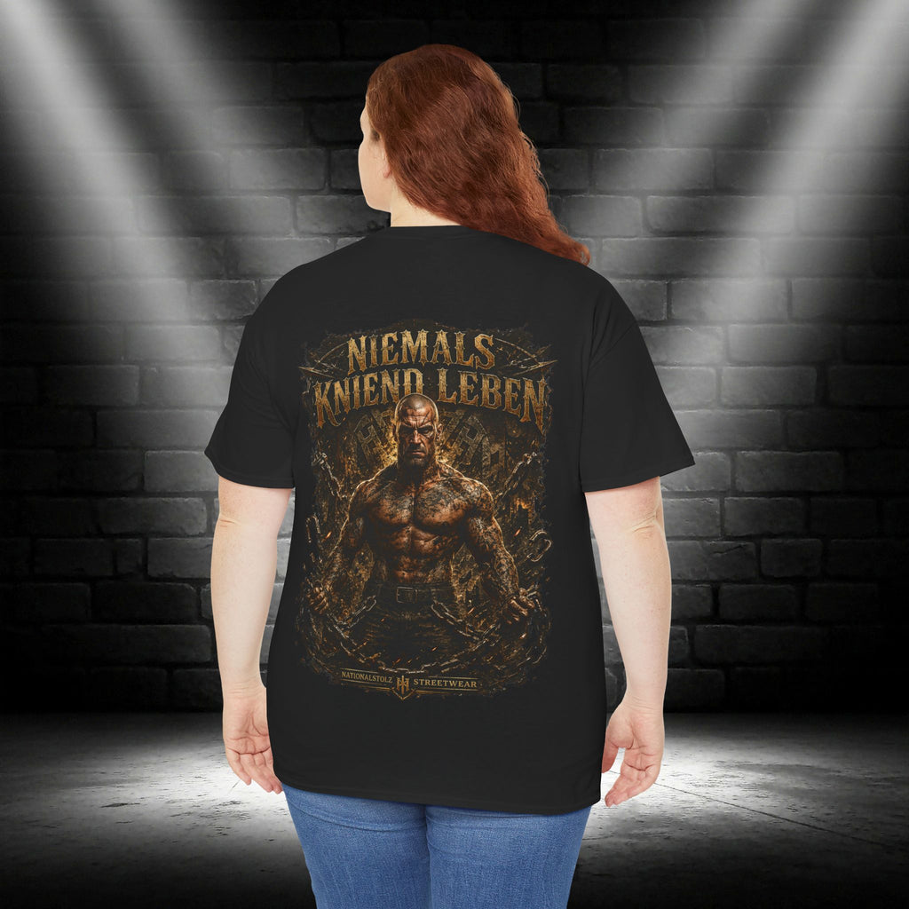 NATIONALSTOLZ T - Shirt - ,,Niemals kniend leben"