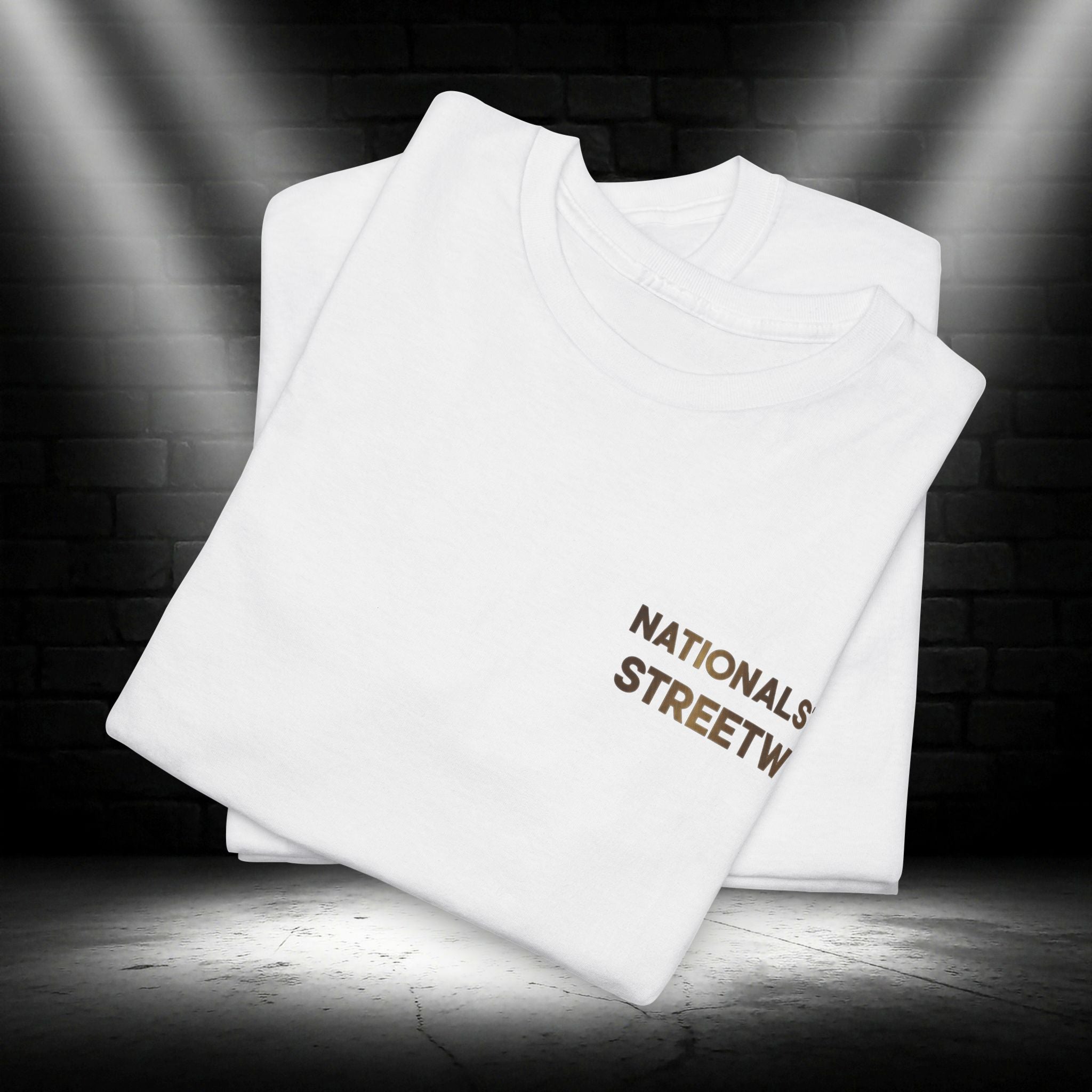NATIONALSTOLZ T - Shirt - ,,Niemals kniend leben"