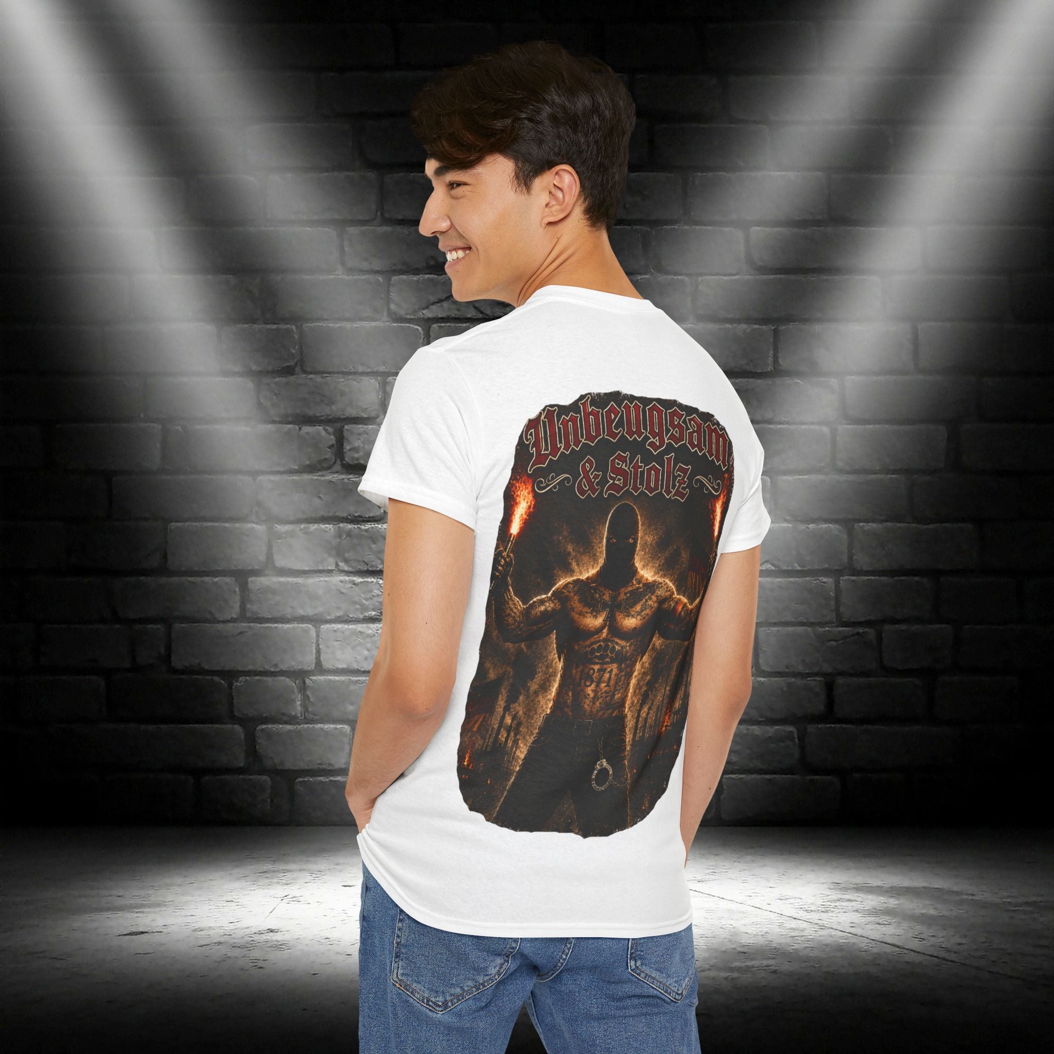 NATIONALSTOLZ T- Shirt ,,Deutsche Jungs" Neue Version -,,Unbeugsam & Stolz"